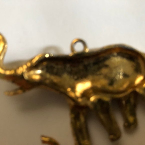 Elephants pendant 2 elephants linked together gold tone lucky - Picture 3 of 5